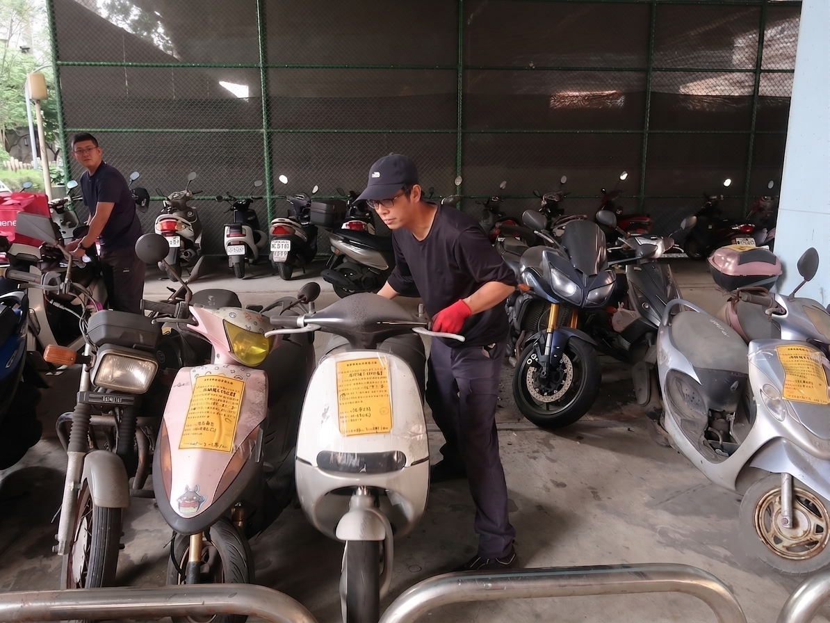 為免廢車衍生公安及髒亂問題 桃園率先訂法強制拖吊 (1).png